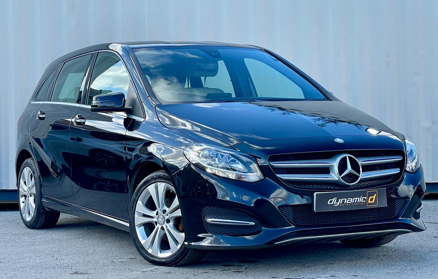 Used Mercedes-Benz B Class 2016 for sale - 77908652: Photo 2