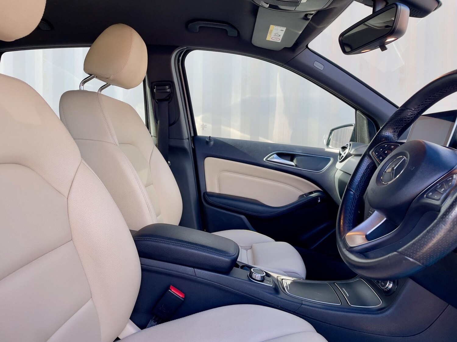 Used Mercedes-Benz B Class 2016 for sale - 77908652: Photo 35