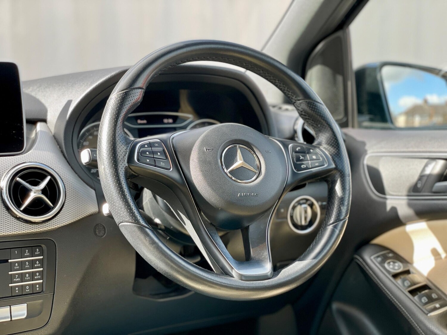 Used Mercedes-Benz B Class 2016 for sale - 77908652: Photo 39