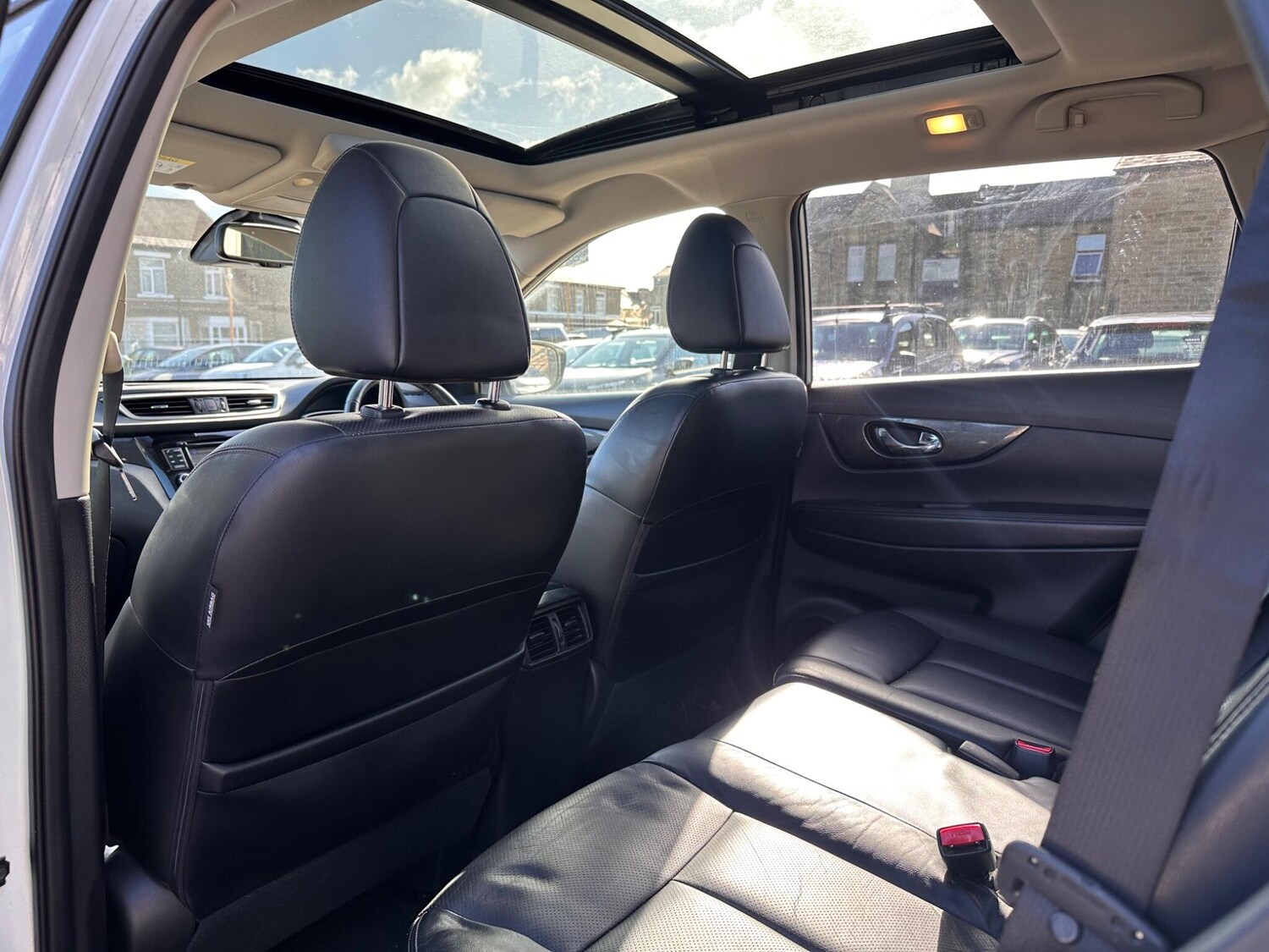 Used Nissan X-Trail for sale - 77909530: Photo 15