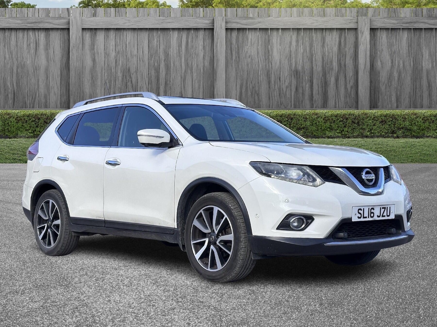 Used Nissan X-Trail for sale - 77909530: Photo 2