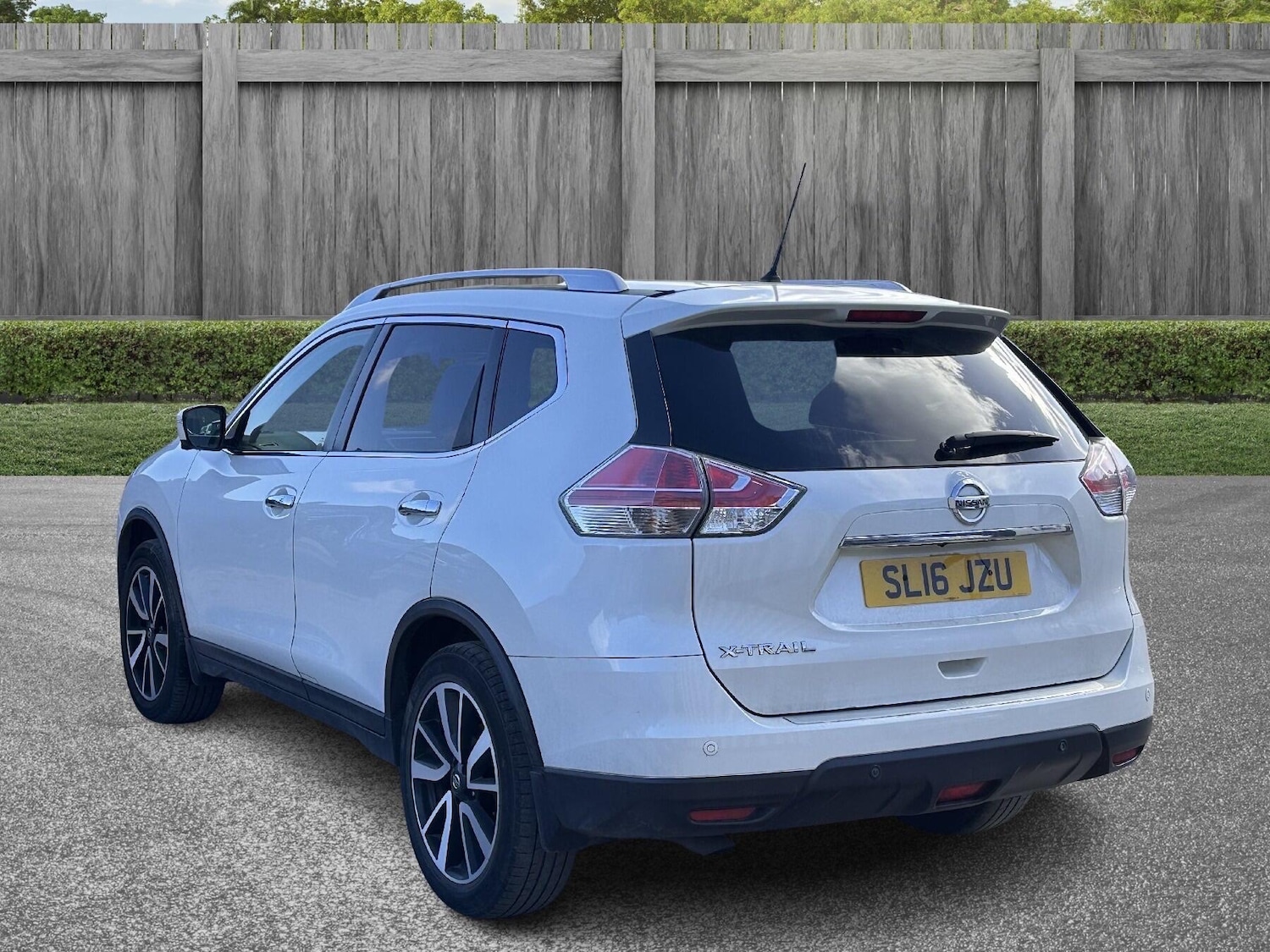 Used Nissan X-Trail for sale - 77909530: Photo 3