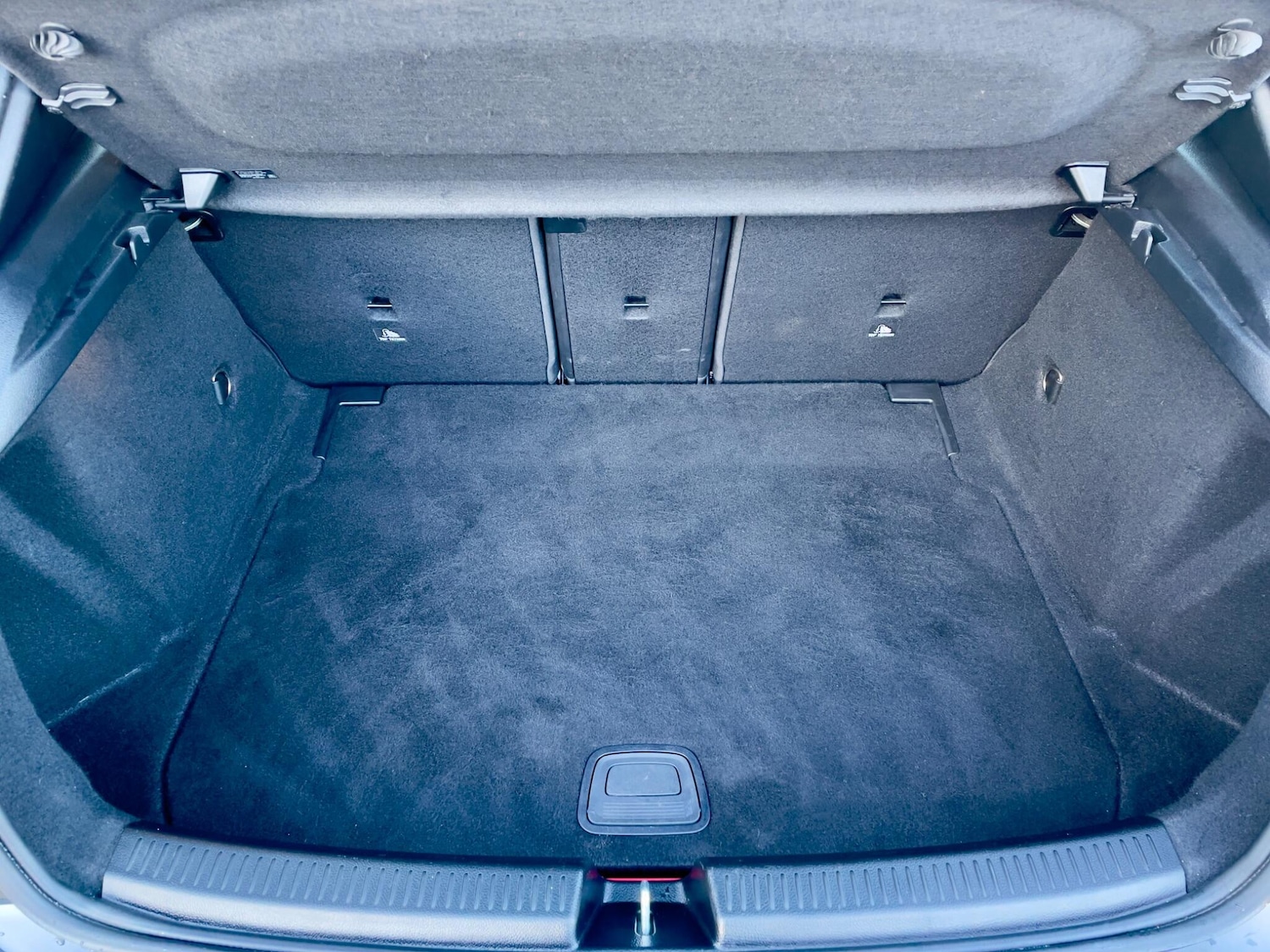 Used Mercedes-Benz A-Class 2019 for sale - 77254784: Photo 36