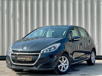 Used Peugeot 208 2018 for sale - 77993710: Photo