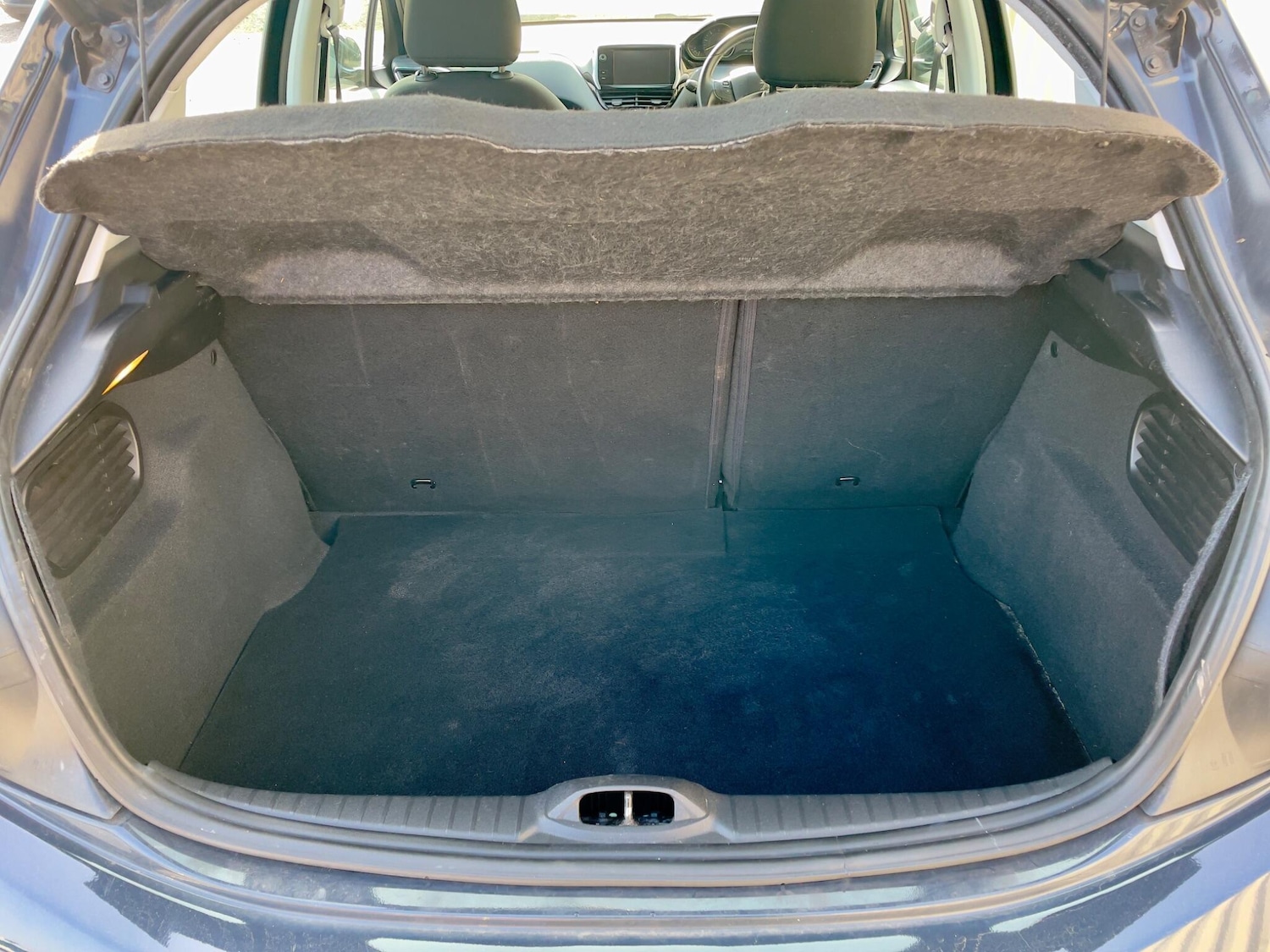 Used Peugeot 208 2018 for sale - 77993710: Photo 37