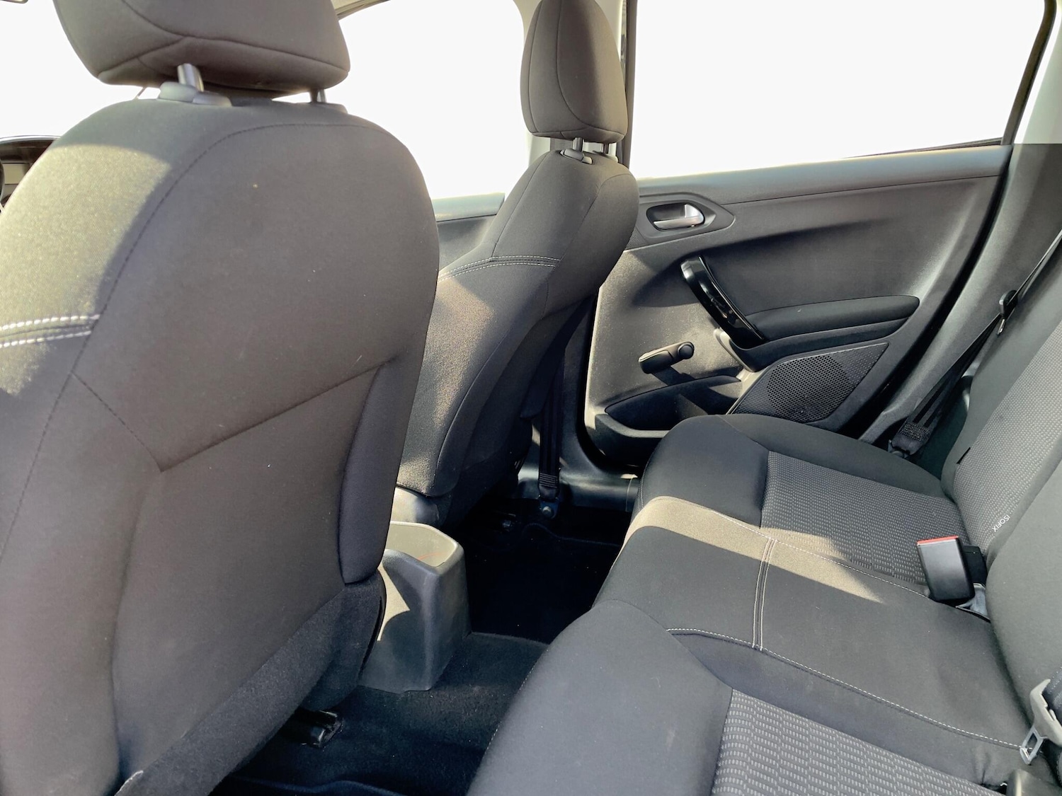 Used Peugeot 208 2018 for sale - 77993710: Photo 39