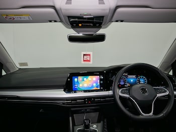 Used Volkswagen Golf 2020 for sale - 76396607: Photo