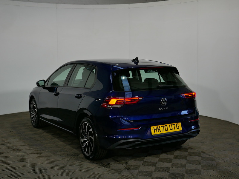 Used Volkswagen Golf 2020 for sale - 76396607: Photo 7