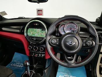 Used MINI Hatch 2015 for sale - 76396623: Photo