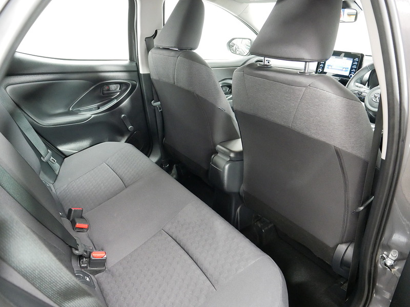 Used Toyota Yaris 2022 for sale - 76396529: Photo 37