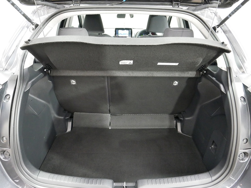 Used Toyota Yaris 2022 for sale - 76396529: Photo 39