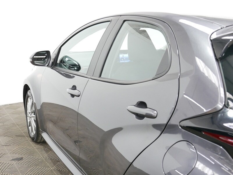 Used Toyota Yaris 2022 for sale - 76396529: Photo 46