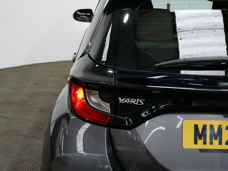 Used Toyota Yaris 2022 for sale - 76396529: Photo 47