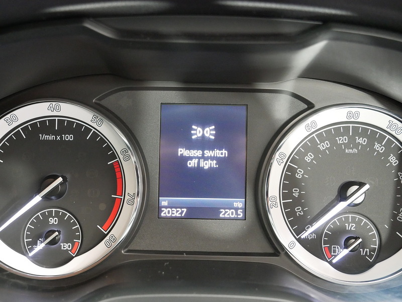 Used Skoda Karoq 2021 for sale - 76396554: Photo 11