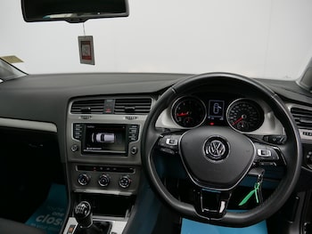 Used Volkswagen Golf 2015 for sale - 78711685: Photo