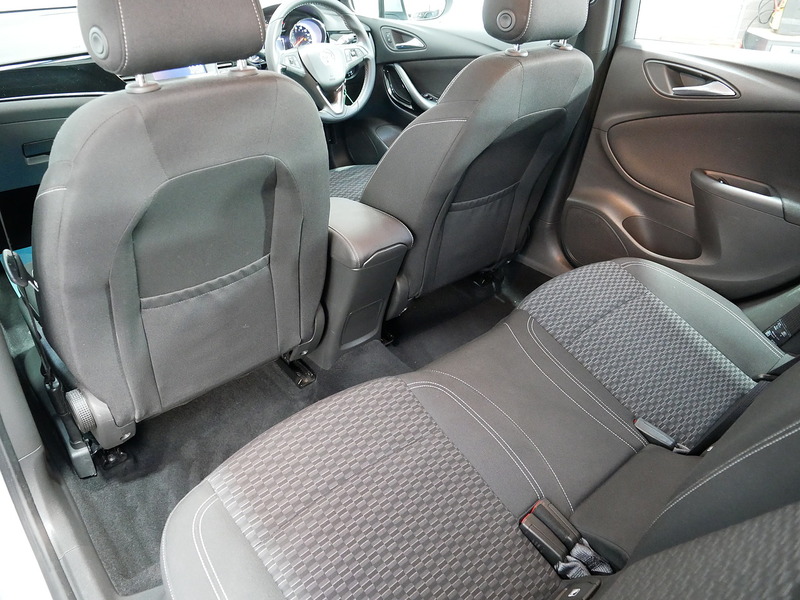 Used Vauxhall Astra 2017 for sale - 76396591: Photo 32