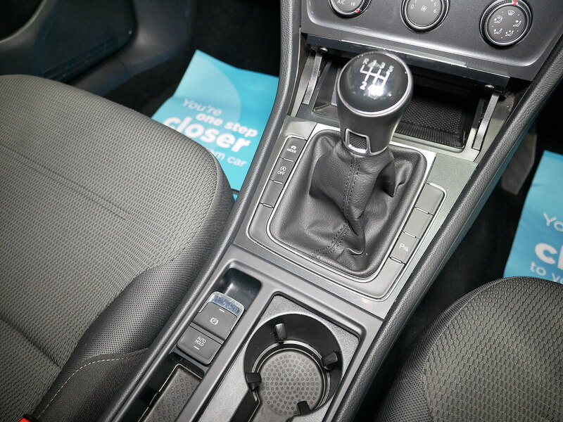 Used Volkswagen Golf 2019 for sale - 76396574: Photo 23