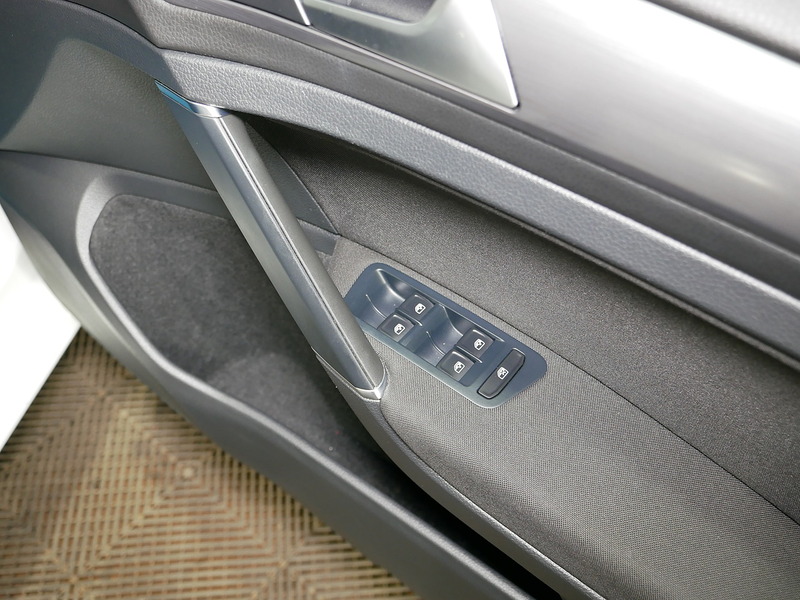 Used Volkswagen Golf 2019 for sale - 76396574: Photo 32