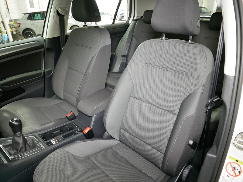 Used Volkswagen Golf 2019 for sale - 76396574: Photo 37