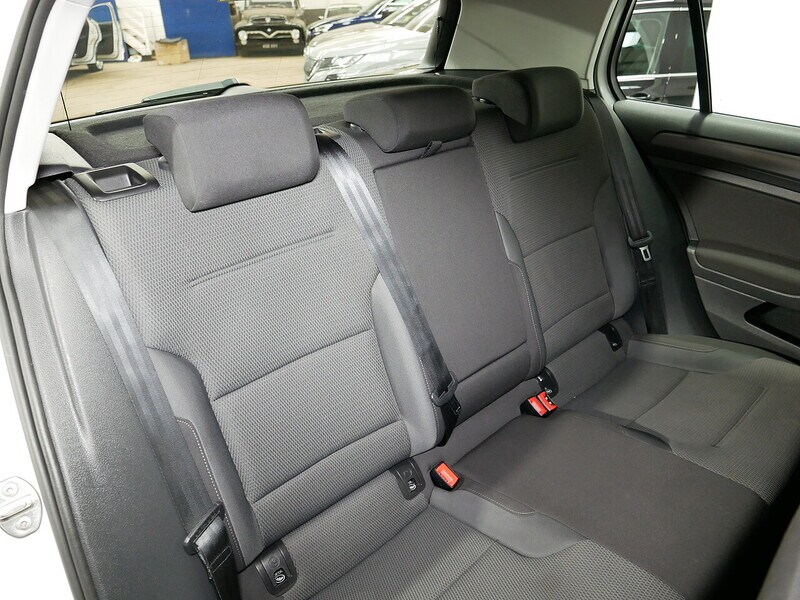 Used Volkswagen Golf 2019 for sale - 76396574: Photo 41