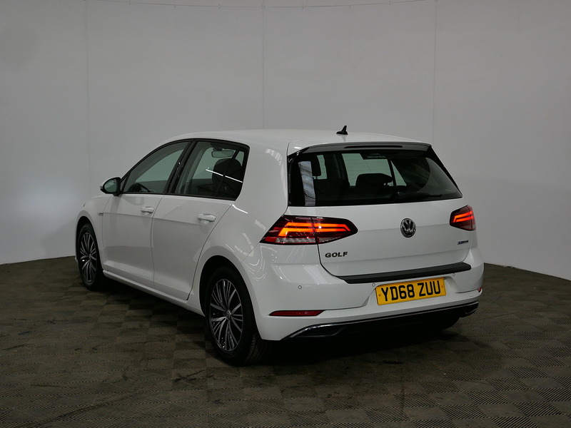 Used Volkswagen Golf 2019 for sale - 76396574: Photo 7
