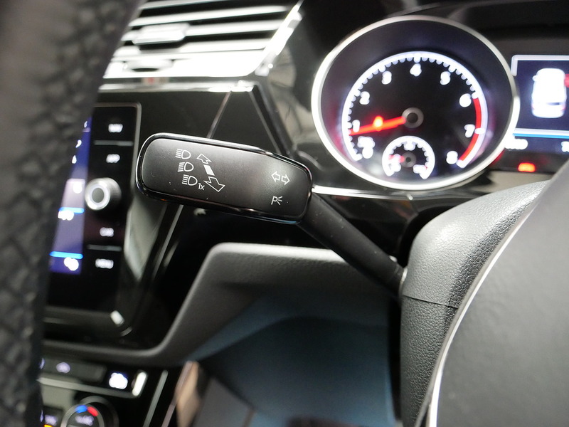 Used Volkswagen Touran 2020 for sale - 76396579: Photo 24