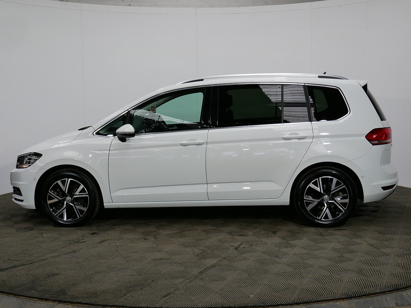 Used Volkswagen Touran 2020 for sale - 76396579: Photo 4