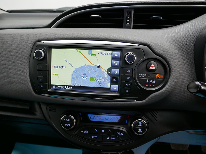 Used Toyota Yaris 2017 for sale - 76396531: Photo 13