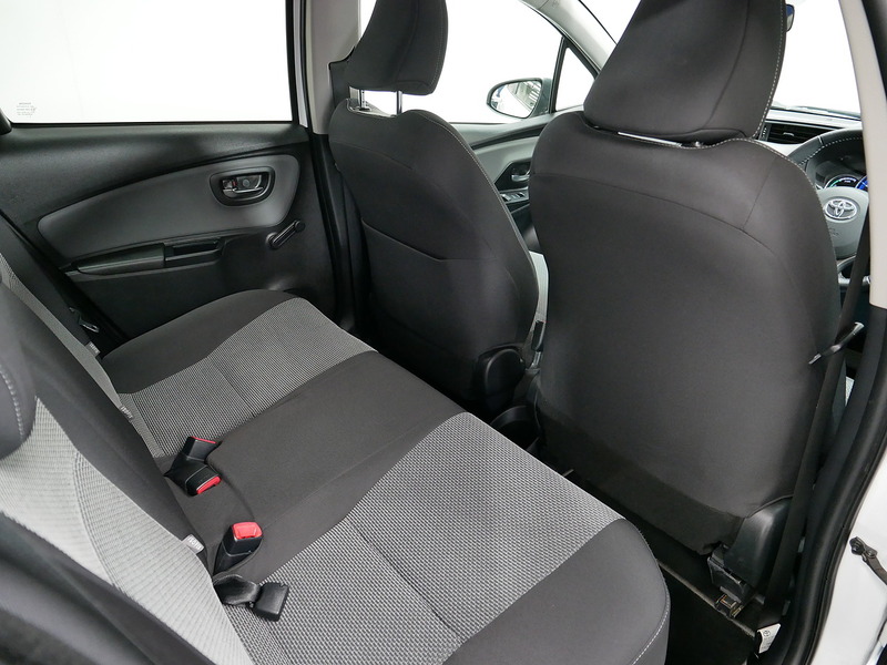 Used Toyota Yaris 2017 for sale - 76396531: Photo 38