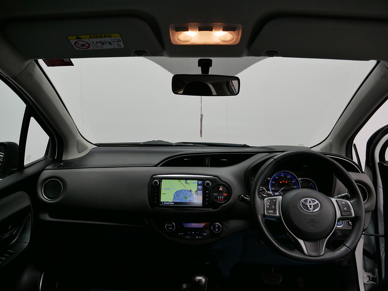 Used Toyota Yaris 2017 for sale - 76396531: Photo 4