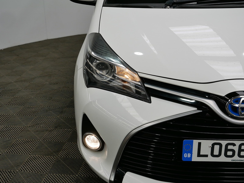 Used Toyota Yaris 2017 for sale - 76396531: Photo 45