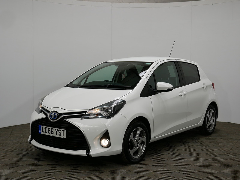 Used Toyota Yaris 2017 for sale - 76396531: Photo 5