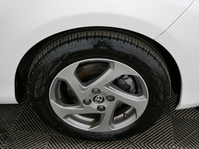 Used Toyota Yaris 2017 for sale - 76396531: Photo 53