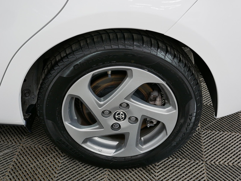 Used Toyota Yaris 2017 for sale - 76396531: Photo 55