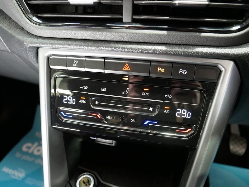 Used Volkswagen T-Roc 2022 for sale - 76396597: Photo 21