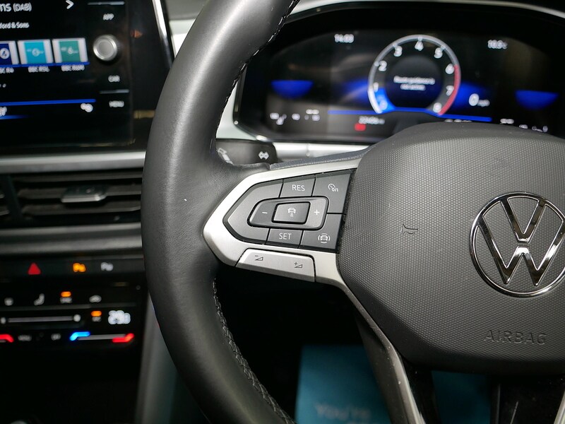 Used Volkswagen T-Roc 2022 for sale - 76396597: Photo 24