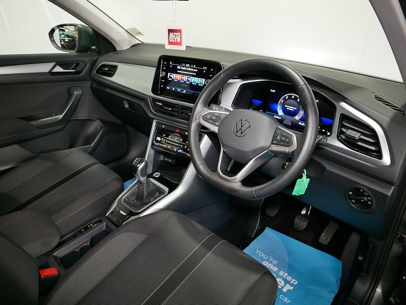 Used Volkswagen T-Roc 2022 for sale - 76396597: Photo 31