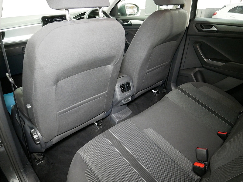 Used Volkswagen T-Roc 2022 for sale - 76396597: Photo 35