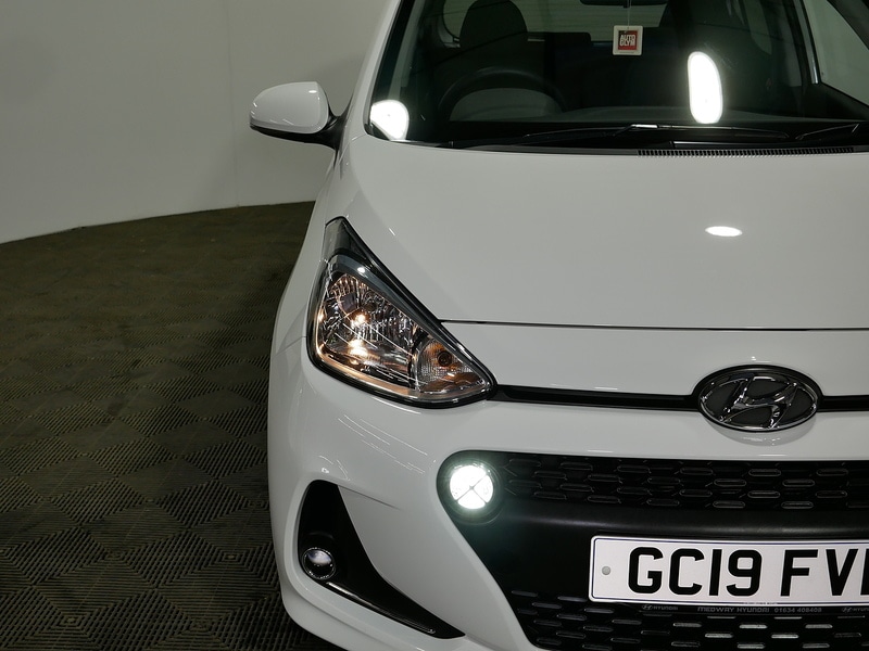 Used Hyundai i10 2019 for sale - 76407118: Photo 43