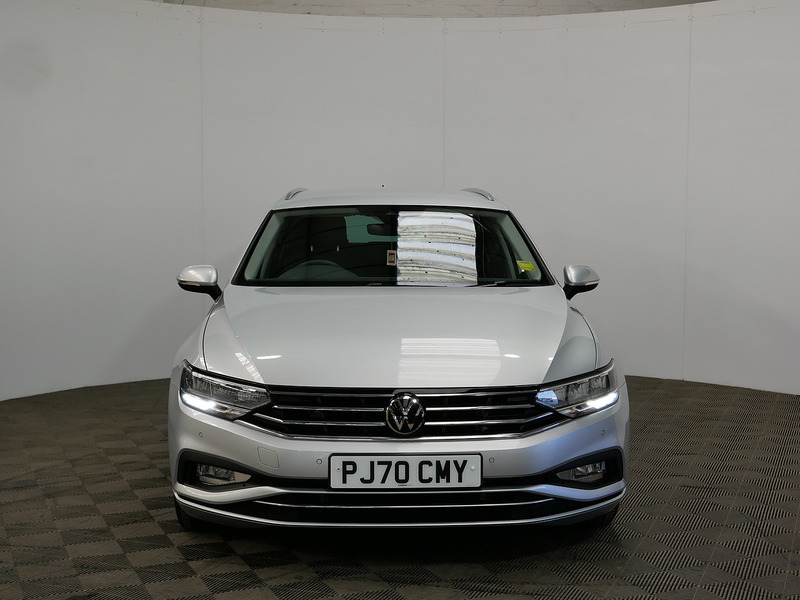 Used Volkswagen Passat 2020 for sale - 76396521: Photo 2