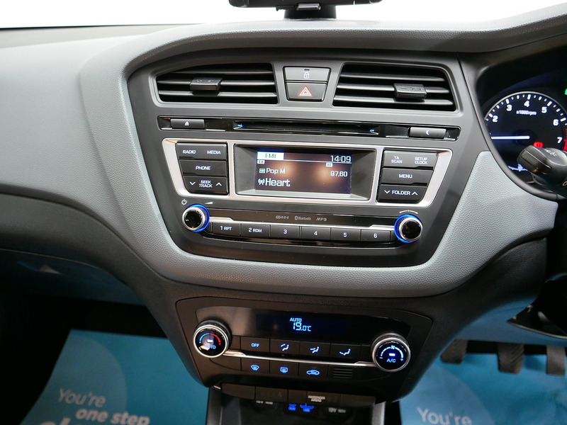 Used Hyundai i20 2015 for sale - 76396550: Photo 13