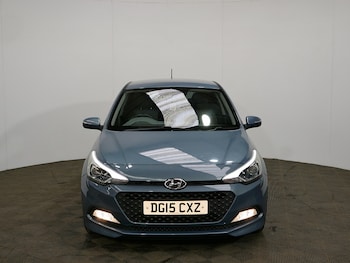 Used Hyundai i20 2015 for sale - 76396550: Photo