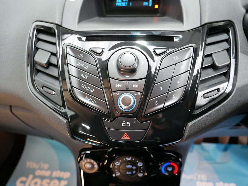 Used Ford Fiesta 2014 for sale - 76396580: Photo 14