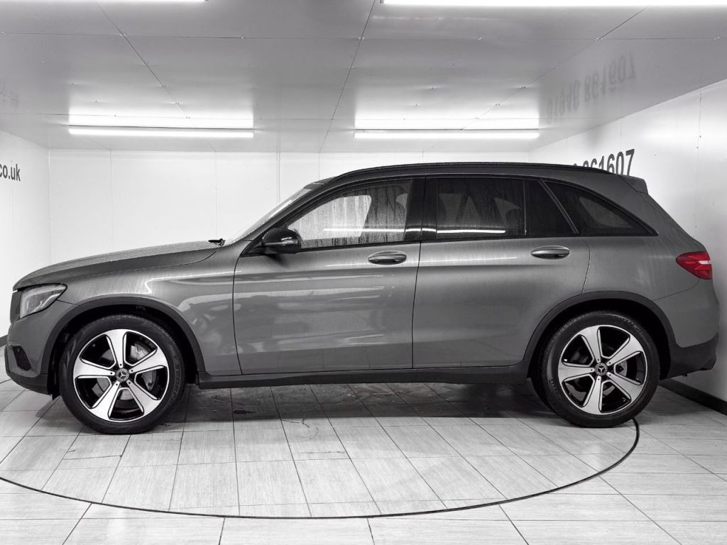 Used Mercedes-Benz GLC 2019 for sale - 77805348: Photo 18