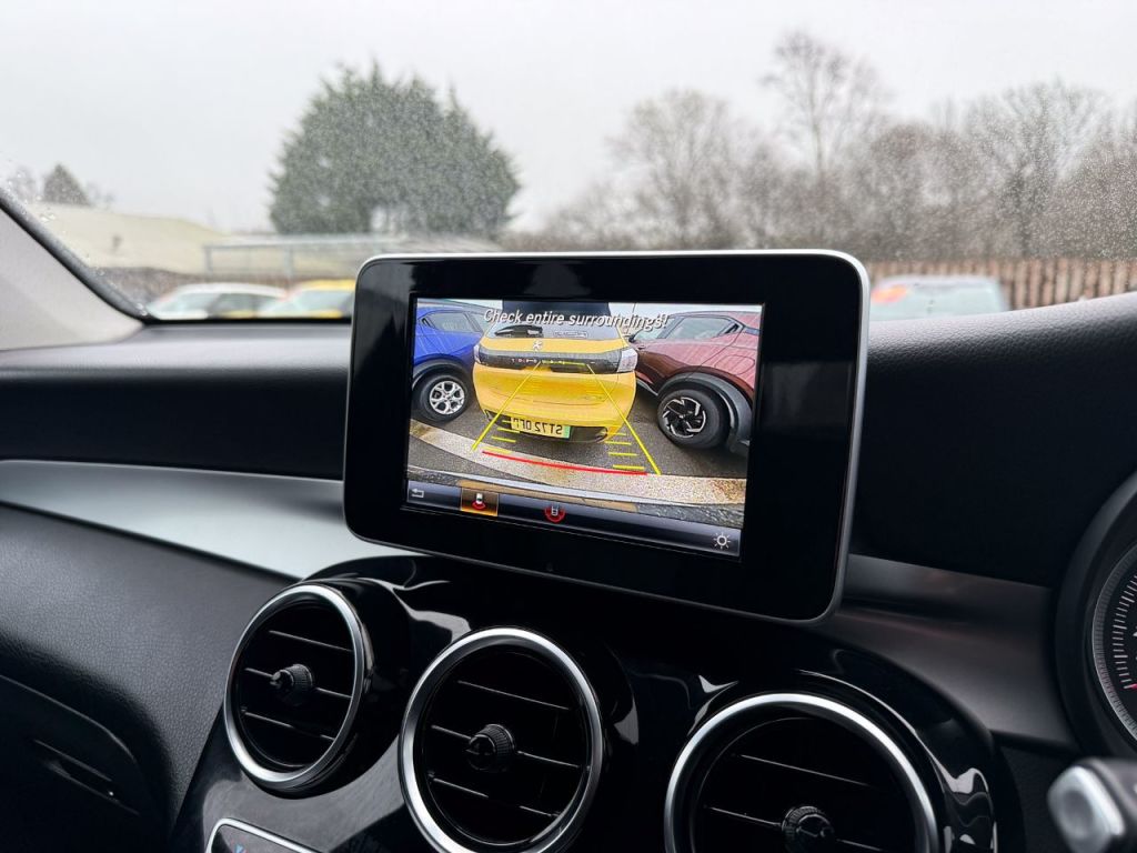 Used Mercedes-Benz GLC 2019 for sale - 77805348: Photo 4