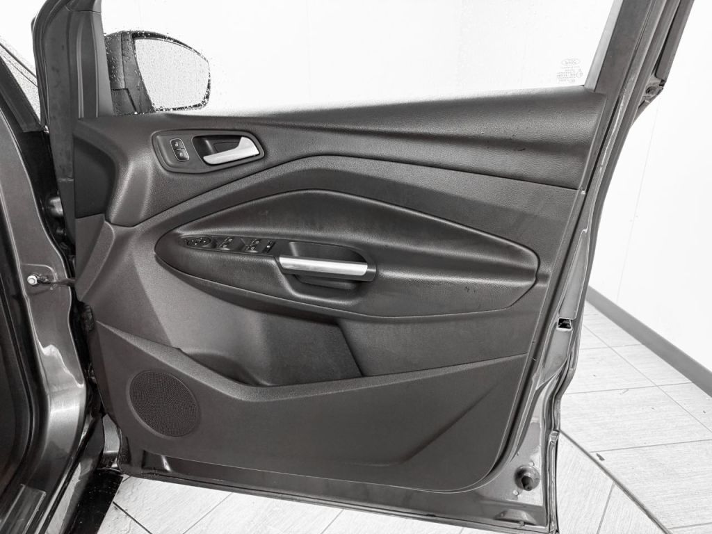 Used Ford Kuga 2017 for sale - 77520156: Photo 12