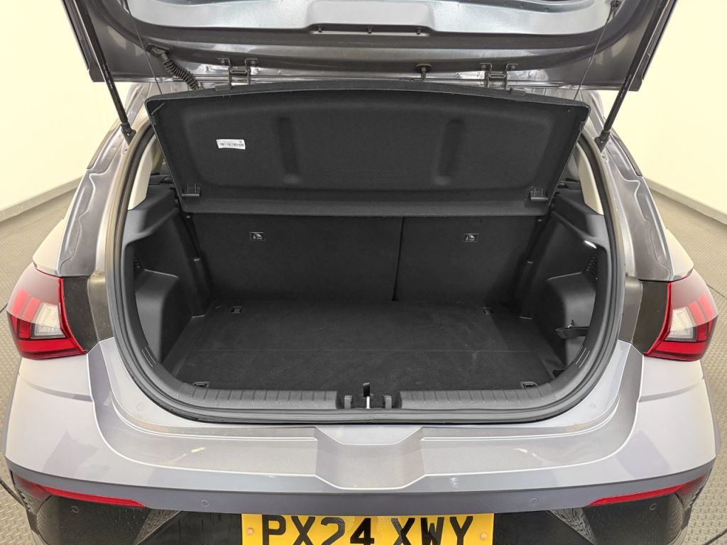 Used Hyundai i20 2024 for sale - 77349896: Photo 11