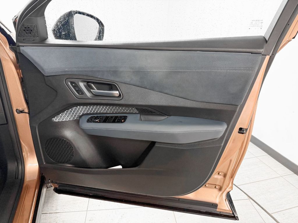 Used Nissan ARIYA 2023 for sale - 77378853: Photo 10