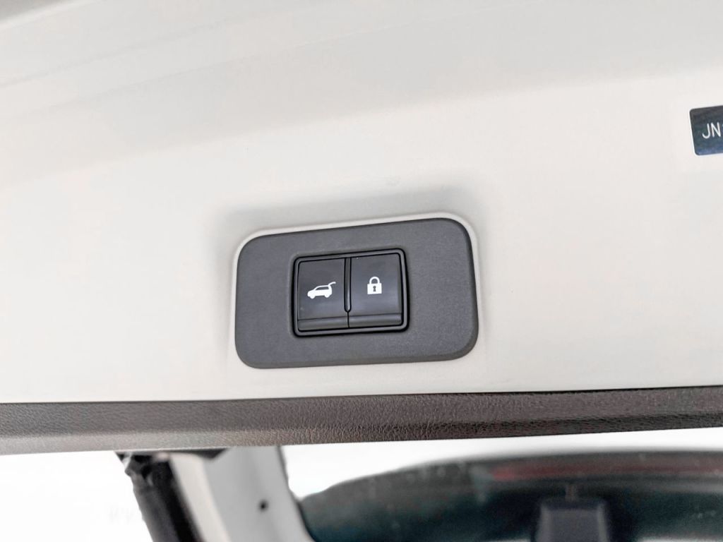 Used Nissan ARIYA 2023 for sale - 77378853: Photo 12