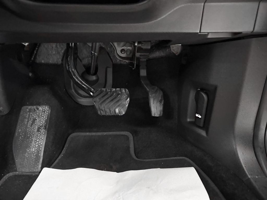 Used Nissan ARIYA 2023 for sale - 77378853: Photo 8